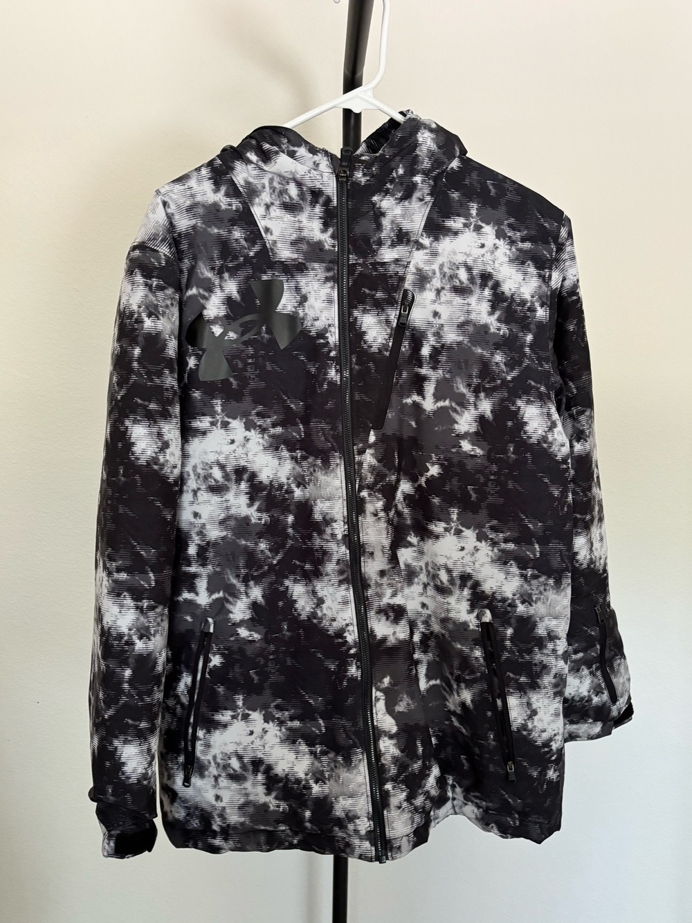 Under Armour Storm  Black & White Tie-Dye Hooded Winter Coat